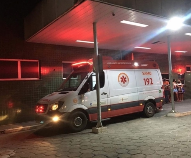 Agredido a pauladas, jovem foge de cativeiro antes de ser executado em Manaus