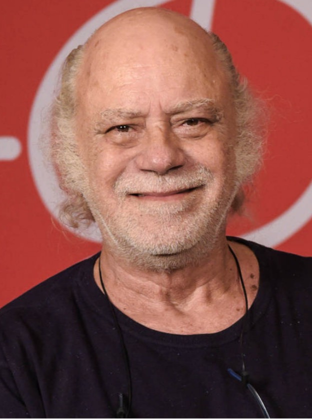 Tônico Pereira vende bens e adia prótese peniana em meio à crise 