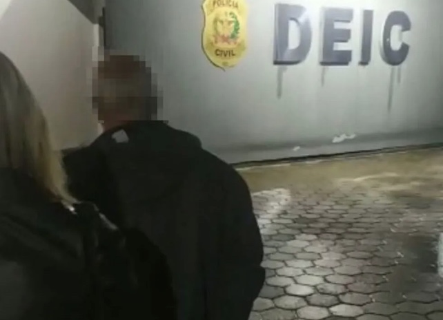 Suspeito de matar mulher e esconder corpo diz que achava que ela iria ressuscitar