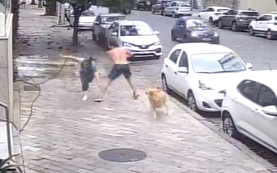 Homem que agrediu faxineira se apresenta à polícia mas fica em silêncio