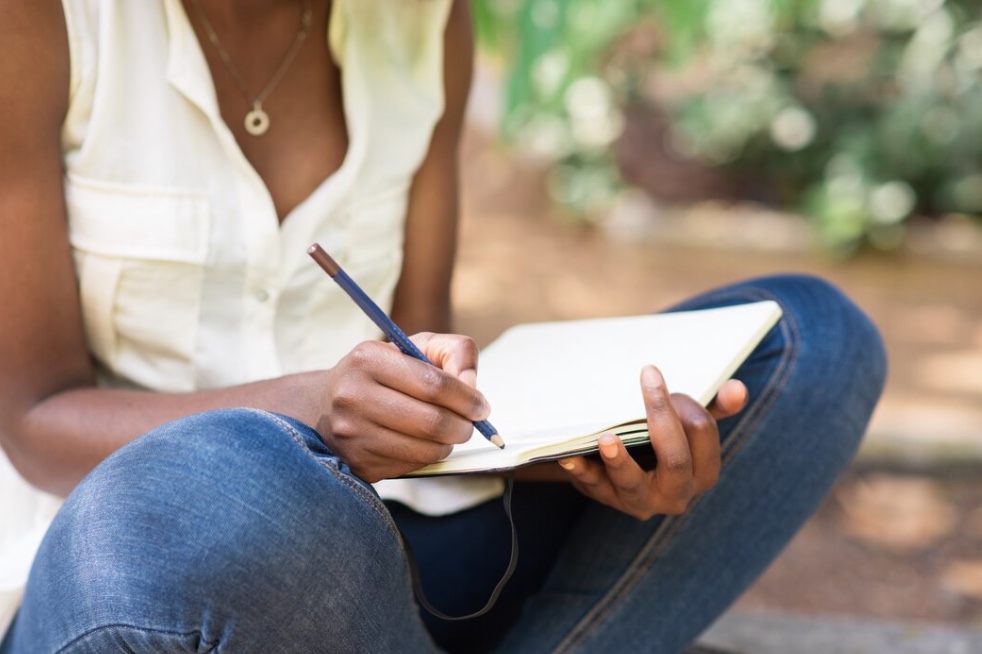Aluna ganha direito de suspender financiamento estudantil após trancar faculdade por problema de saúde