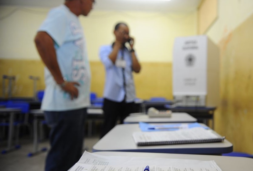 Urna eleitoral no Amazonas atrasa apuração dos votos em todo o país