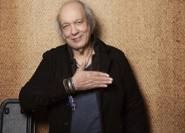 Morre o cantor Erasmo Carlos aos 81 anos