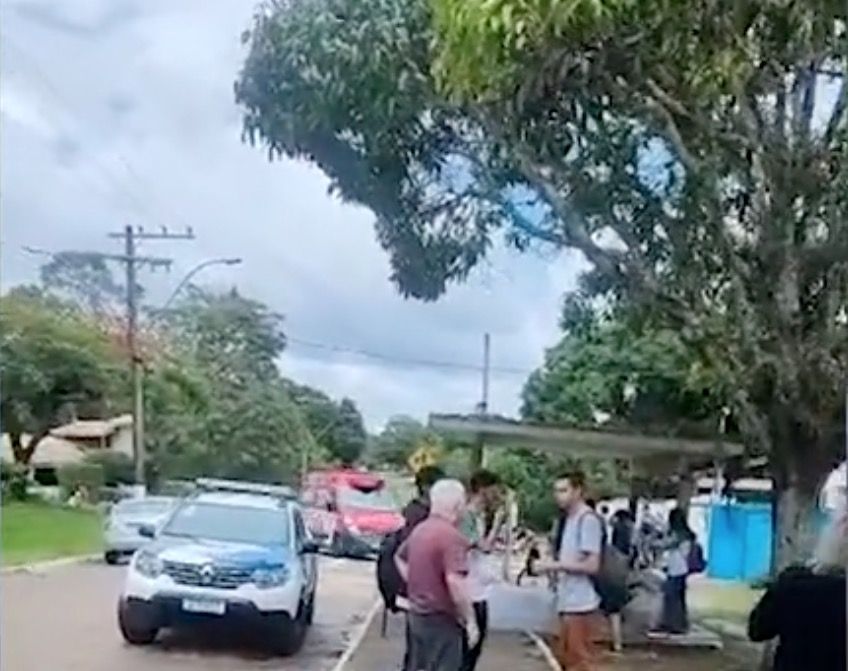 Ataque a tiros em duas escolas deixam mortos e nove feridos 