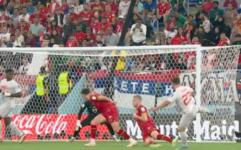 Suíça abre o placar com Shaqiri, mas Sérvia logo empata a partida