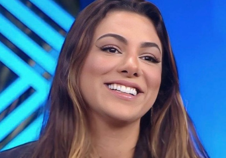 Pétala Barreiros desiste de A Fazenda após saída de Deolane