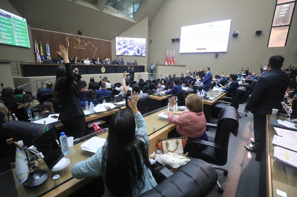 Com 700 emendas, Aleam aprova orçamento do Estado no valor de R$ 25,6 bilhões para 2023