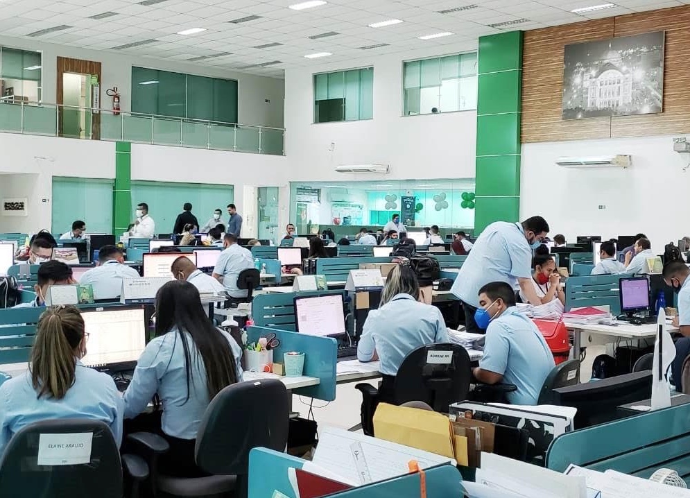 Grupo farmacêutico oferta vagas de emprego em Manaus com salários de até R$ 7 mil