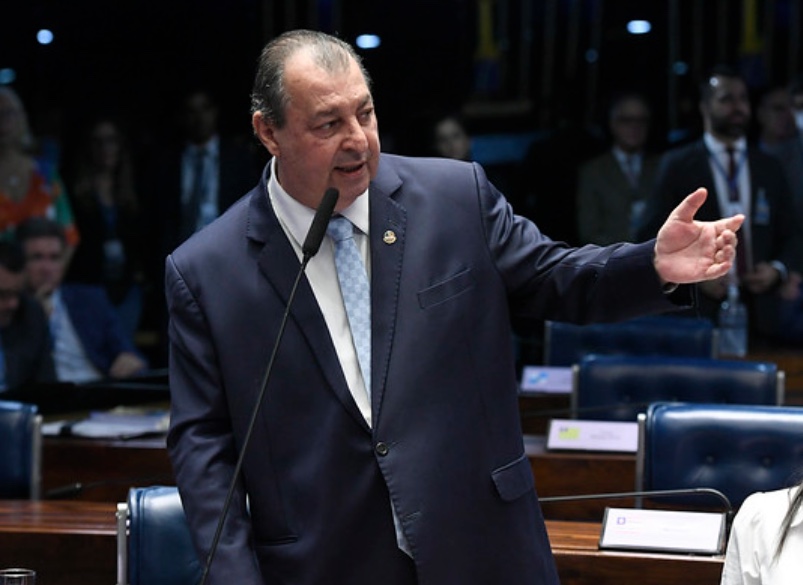 Omar Aziz pede punição para financiadores de atos golpistas, sejam do Amazonas ou militares 