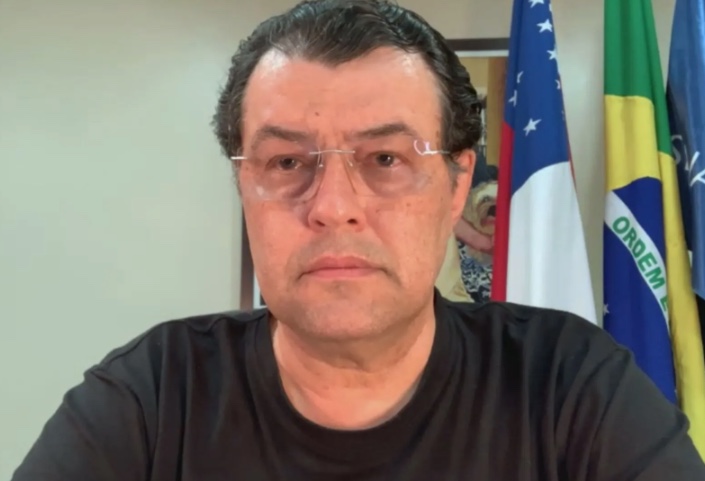 Braga diz que Amazonas Energia descumpre ordem judicial e continua instalando medidores aéreos