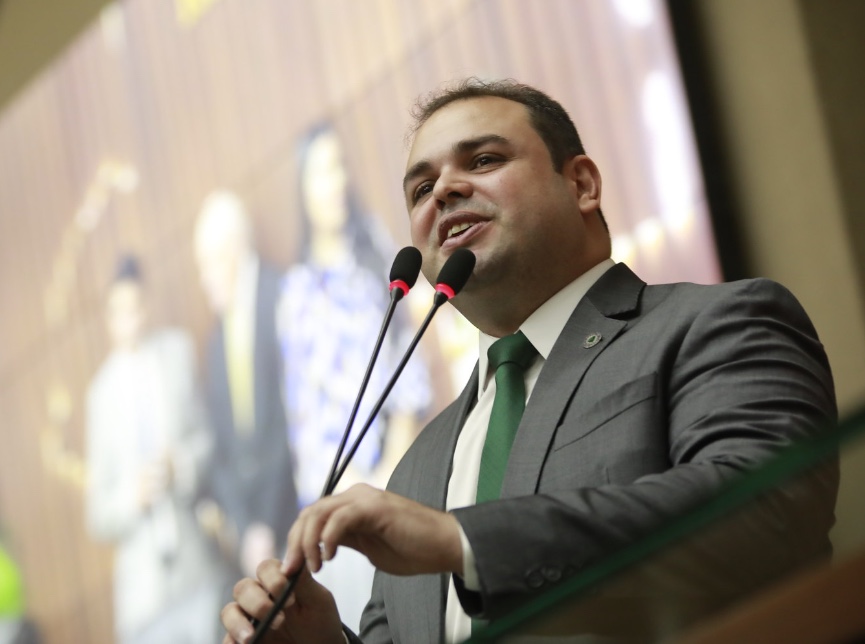 Roberto Cidade é reeleito presidente da Aleam; veja demais eleitos para Mesa Diretora