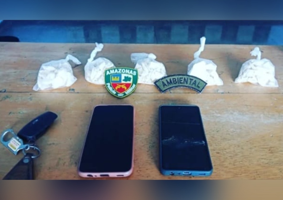 Casal tenta viajar com drogas e acaba preso em porto no Amazonas