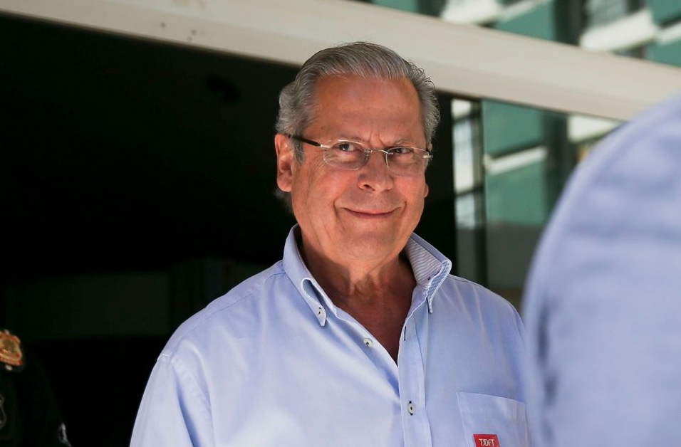 José Dirceu passa por cirurgia de emergência na cabeça e está na UTI