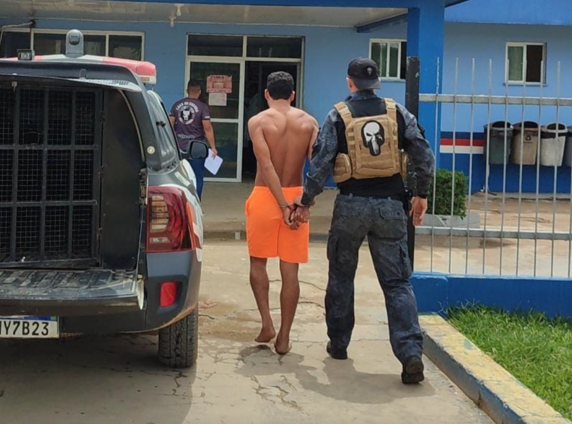 Indígena fica entre a vida e a morte após ser esfaqueada no Amazonas; suspeito está preso