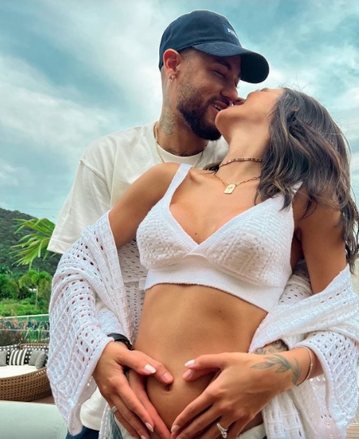Neymar e Bruna Biancardi anunciam gravidez