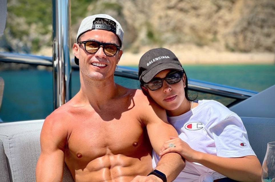 Em crise, Cristiano Ronaldo e Georgina Rodriguez têm fortuna bilionária; veja