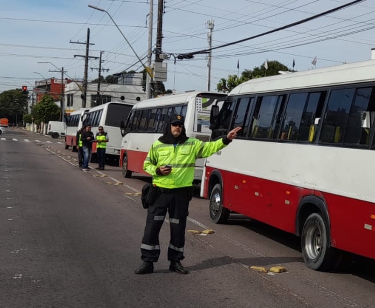 Vistoria do transporte executivo em Manaus é adiada