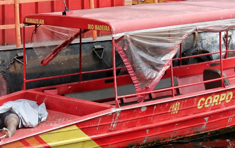 Jovem desaparecido é encontrado morto em lago de Manaus