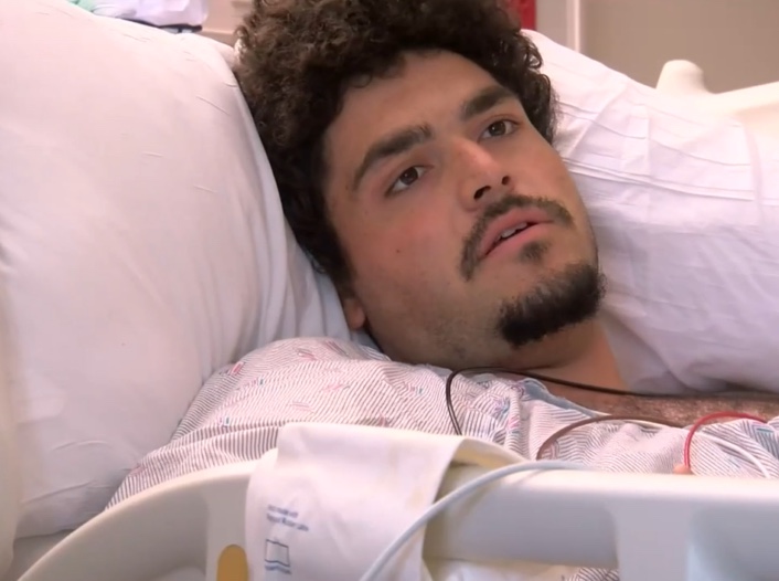 Jovem tem braço devorado por jacaré após sair de bar e cair em lago