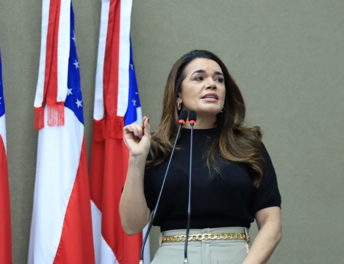 Deputada propõe passe livre para gestantes no transporte público de Manaus