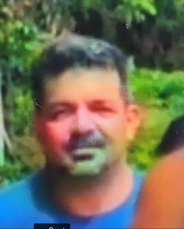 Pai e amigo estupram mulher deficiente durante bebedeira em Manaus; homem é procurado