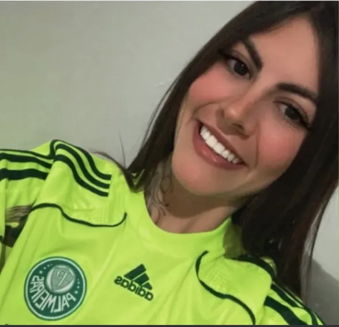 Flamenguista preso diz que não mirou em palmeirense ao jogar garrafa, afirma polícia