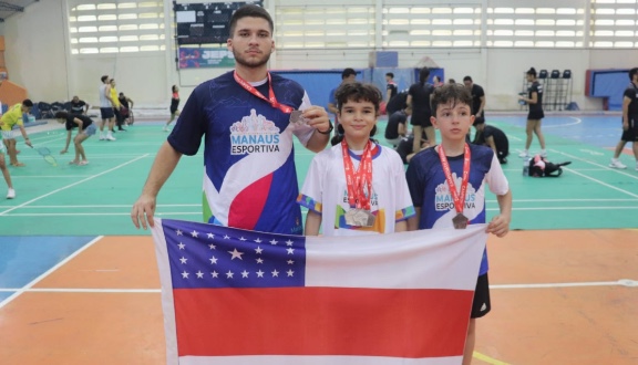 Atletas de Manaus ganham 12 medalhas no 2º Regional de Badminton em Recife