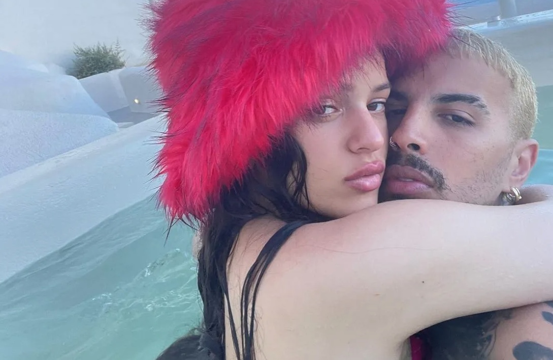 Chega ao fim noivado de Rosalia e Rauw Alejandro após 3 anos juntos