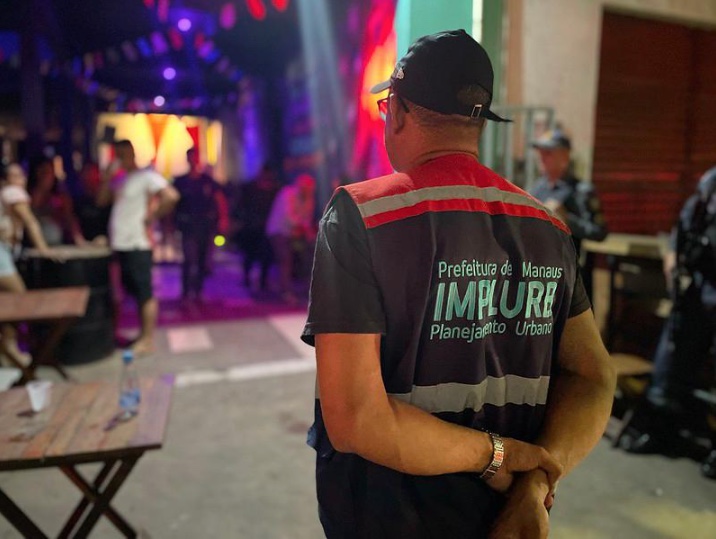 Espaço de eventos é interditado em Manaus
