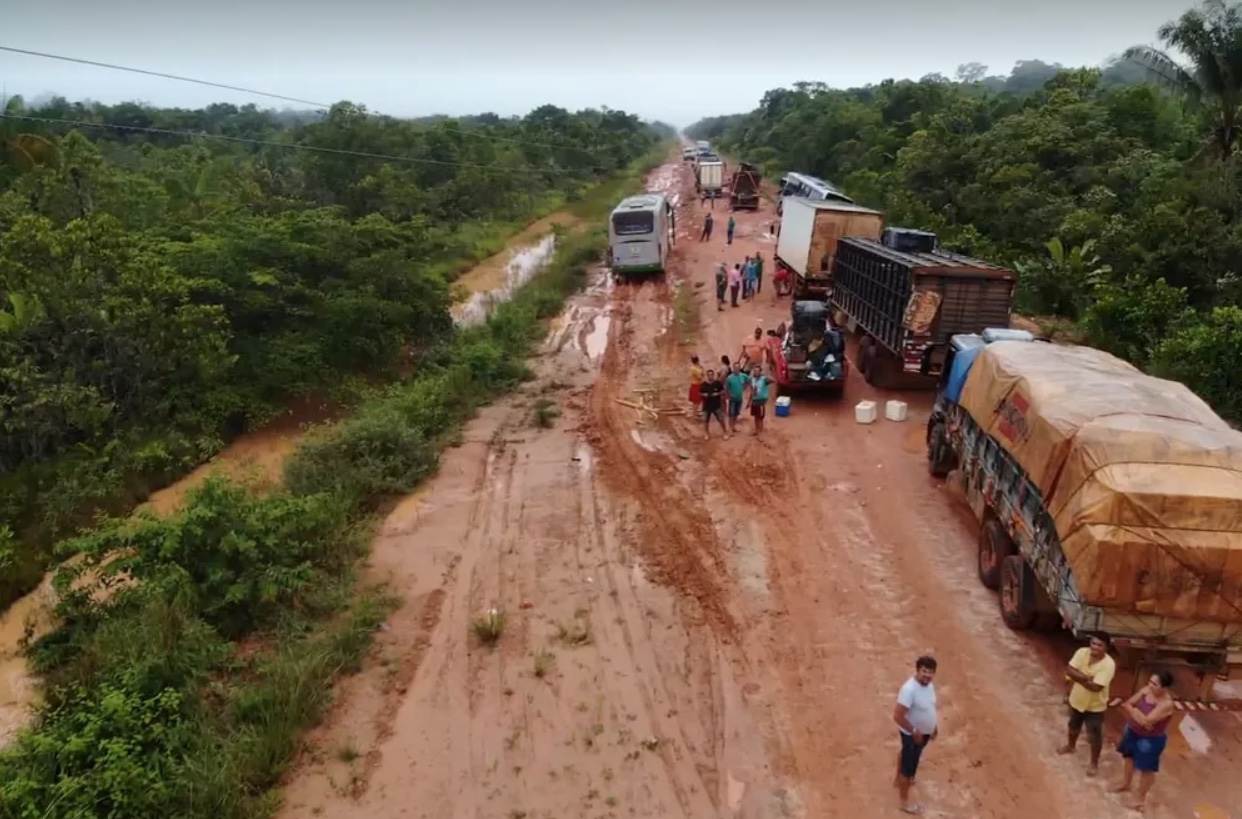 Governo federal avalia usar Fundo Amazônia para tornar BR-319 ‘rodovia sustentável' 