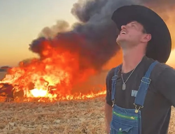 Youtuber destrói Ferrari de R$ 2 milhões durante gravação: 'foi um acidente'