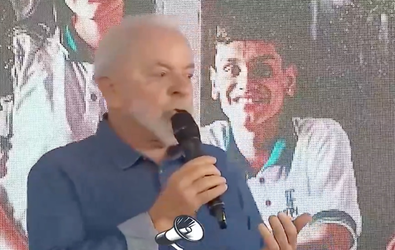 'Nenhuma mulher quer namorar um ajudante geral', diz Lula em evento