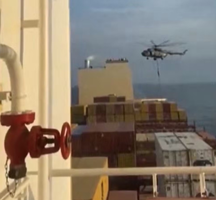 Irã apreende navio português por suposta ligação com Israel 