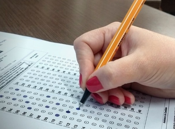 TSE divulga edital de concurso com salário de até R$ 13,9 mil e vagas para o AM; confira 