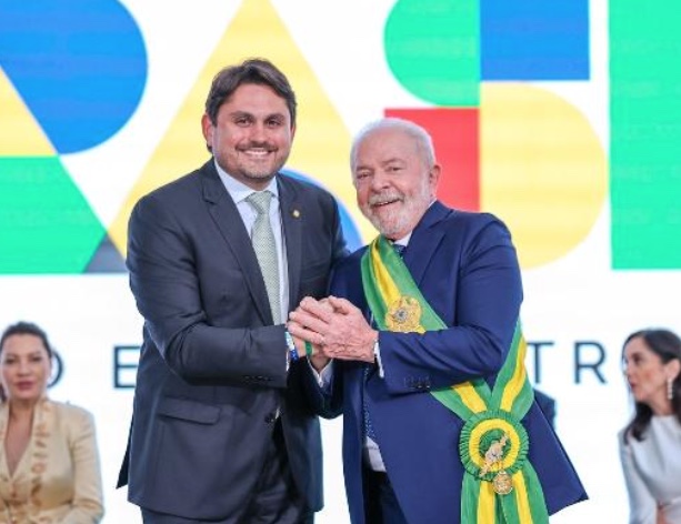 Com ministro indiciado pela PF, Lula diz que não vê necessidade de reforma ministerial