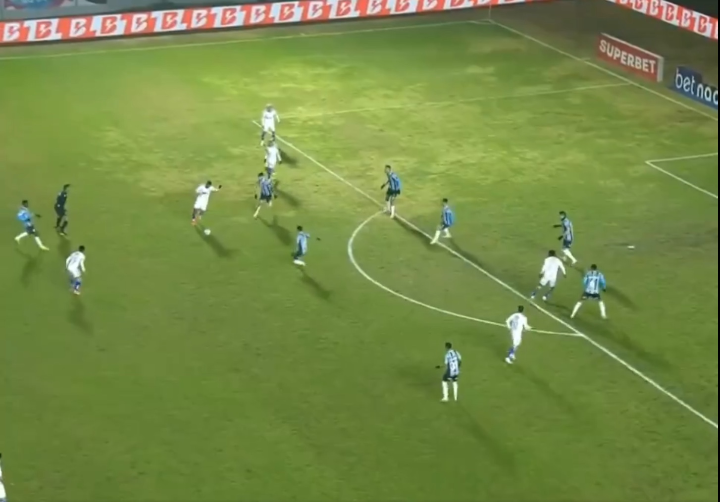 Cruzeiro vence Grêmio por 2 a 0 pelo Campeonato Brasileiro