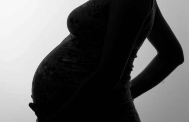 Conselho aprova diretrizes para aborto legal em crianças e adolescentes