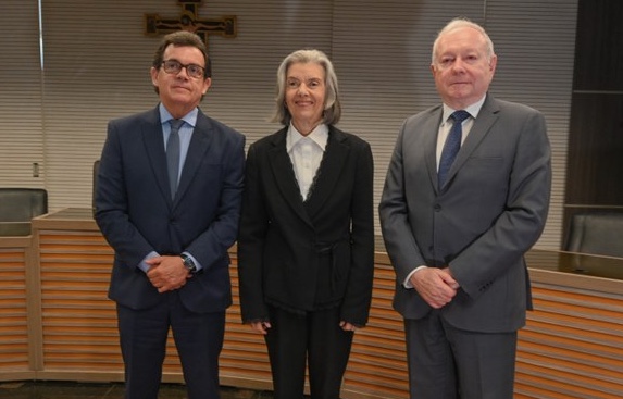 Cármen Lúcia diz que TSE terá máxima cobertura eleitoral em Manaus nas Eleições de 2024