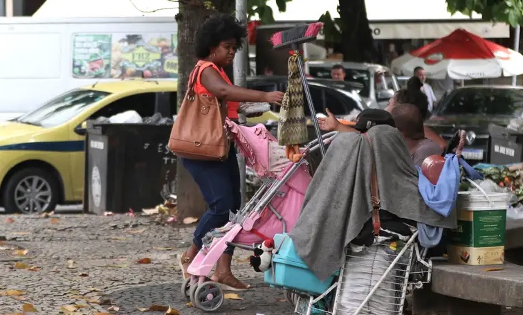 PL propõe programa para saúde sexual de mulheres em situação de rua no AM