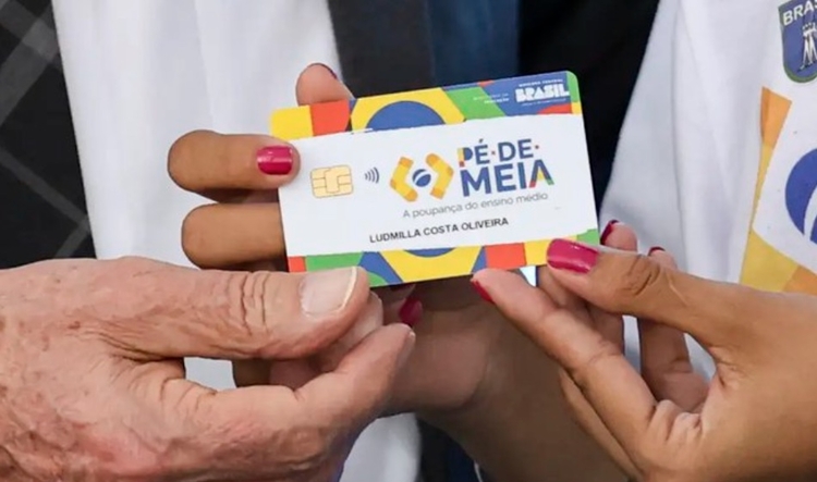 TCU determina bloqueio de R$ 6 bilhões de recursos do programa Pé-de-Meia