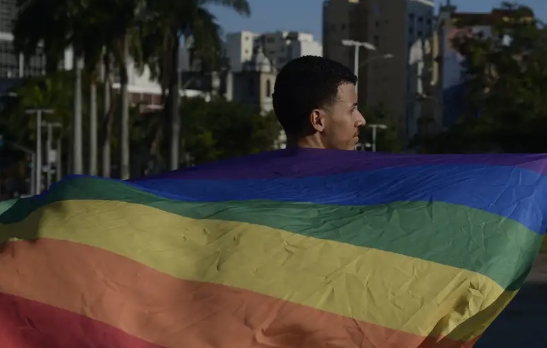 CNJ dá 5 dias para juiz de paz realizar casamento de casal homoafetivo no Ceará