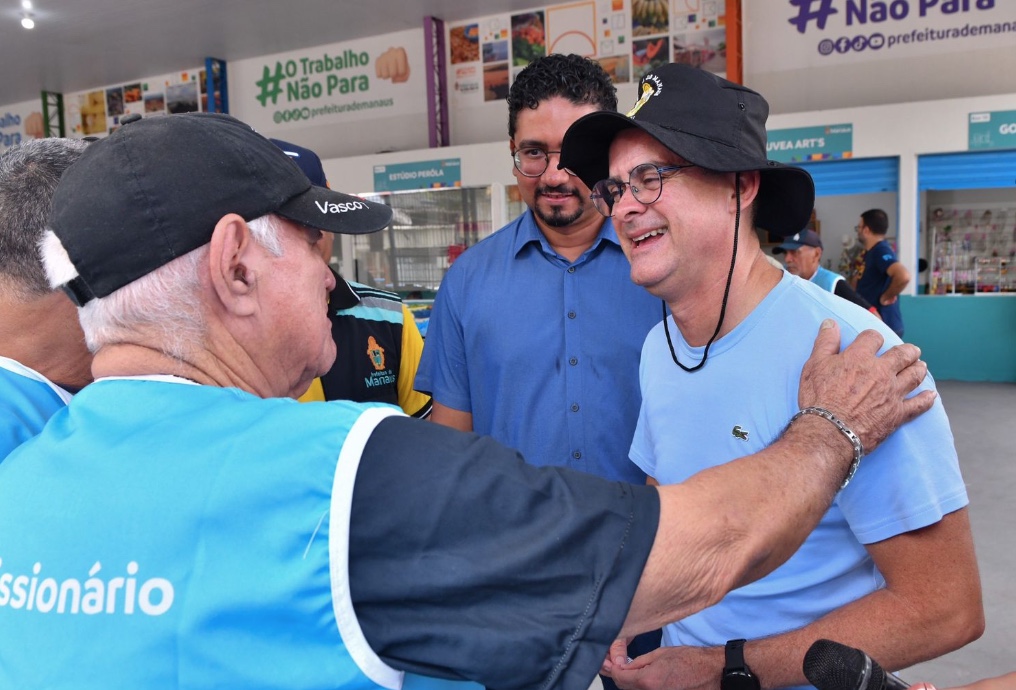 David Almeida propõe construir seis novas feiras, ampliar apoio à startups e gerar mais emprego e renda