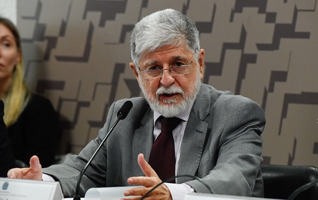 Brasil não vai reconhecer vitória de Maduro sem atas eleitorais, diz assessor-chefe de Lula 