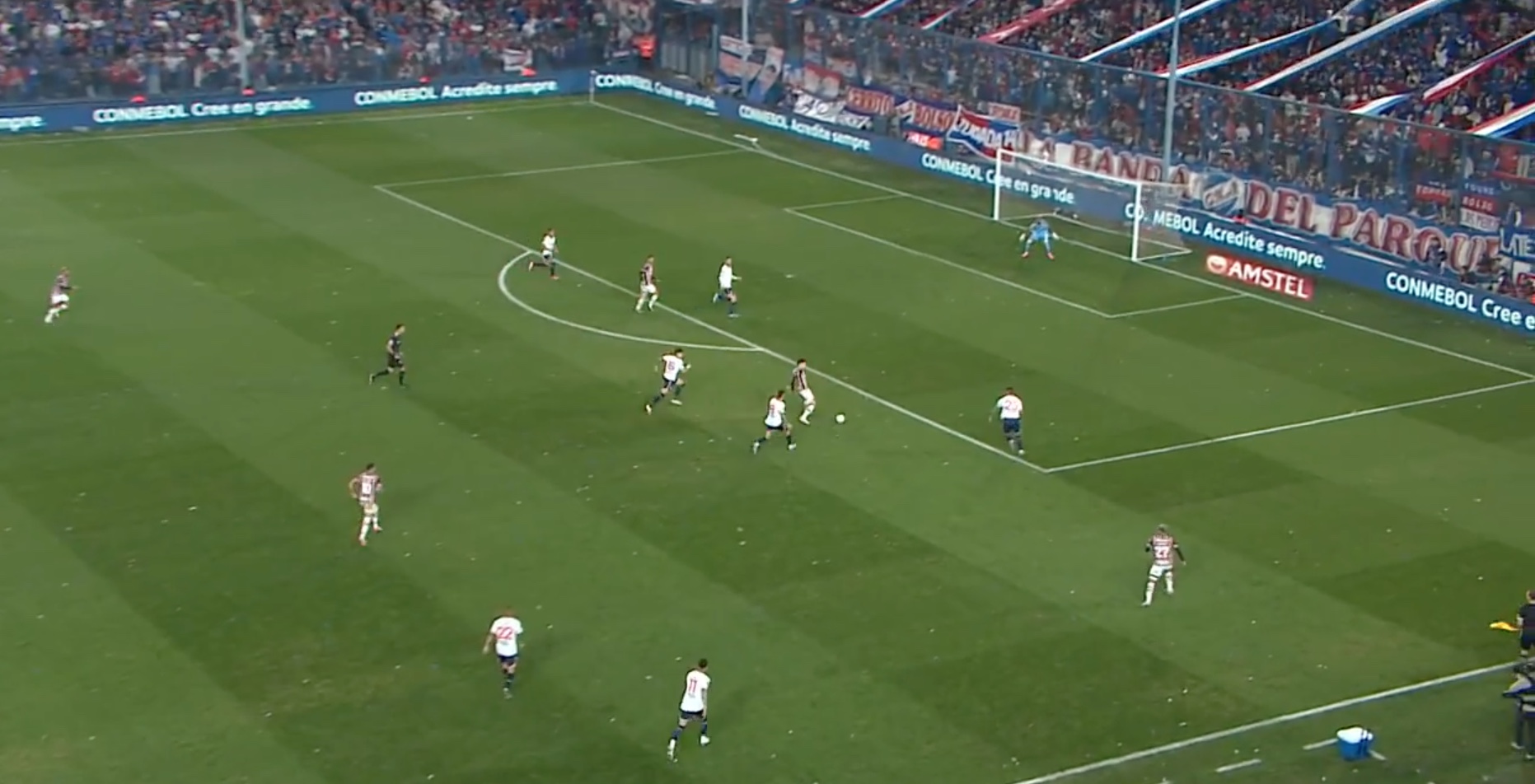 São Paulo vence o Nacional e avança para as quartas de final da Libertadores