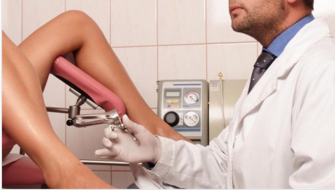 Mulheres denunciam médico por assédio: 'Ele colocou a mão por dentro da minha calcinha e começou a mexer'