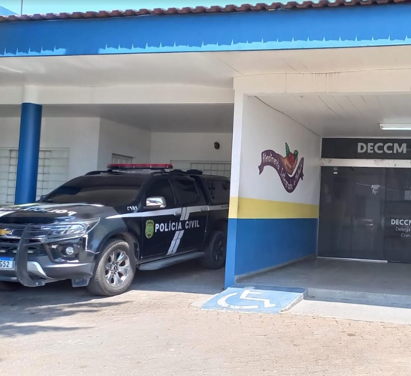 Homem é preso após divulgar fotos íntimas da ex por não aceitar fim da relação em Manaus