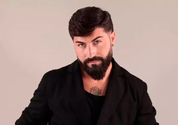 Cantor Carmine Diamante morre eletrocutado