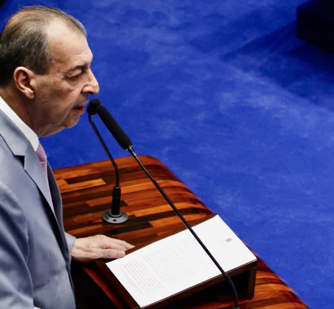 Omar defende aumento das ações de emergência do Governo Federal na Amazônia