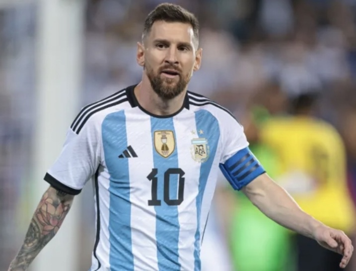 Messi busca marca histórica de 100 gols pela Argentina em jogo contra a Bolívia