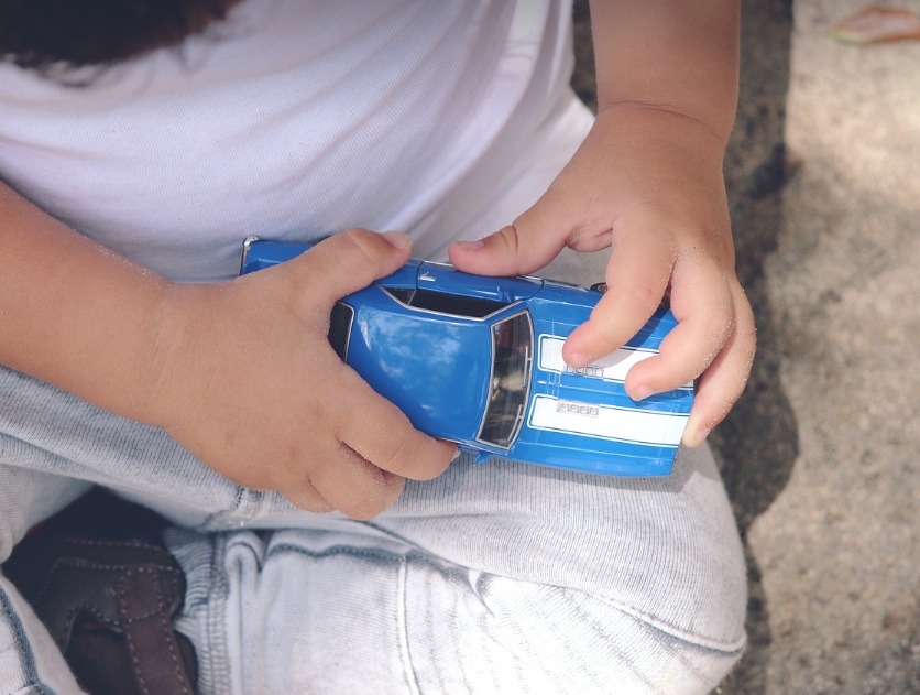  Madrasta é presa suspeita de espancar enteado de 3 anos até a morte 